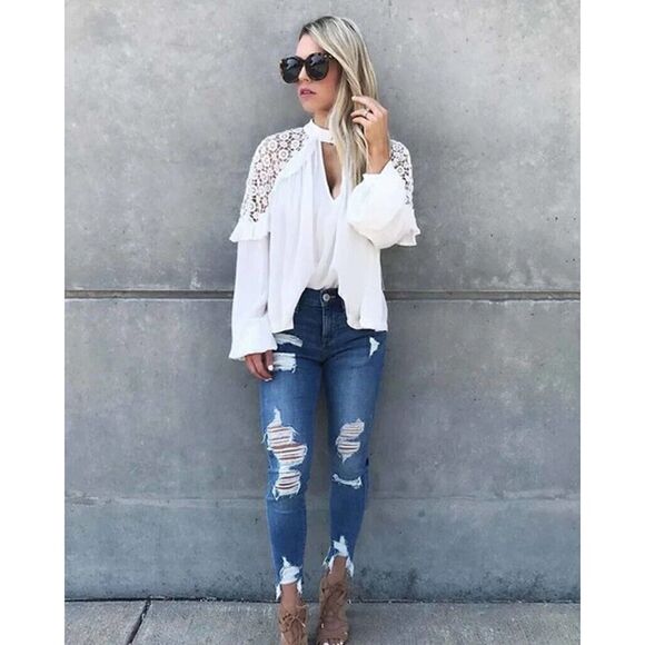 Free People Sz M A Little Bit Of Love White Crochet Shoulders Blouse - Picture 4 of 9